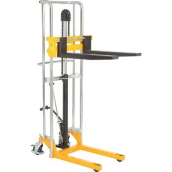 Global Industrial 988935 Manual Lift Stacker