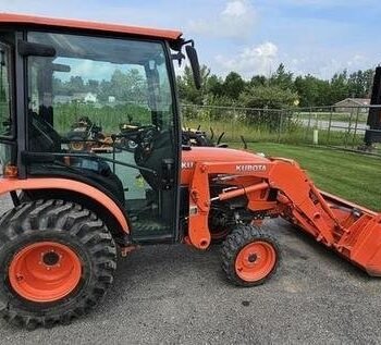 2018 Kubota B2650HSDC B50 Series Compact Tractor
